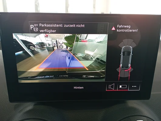 Bild eines Q2 35 TFSI admired