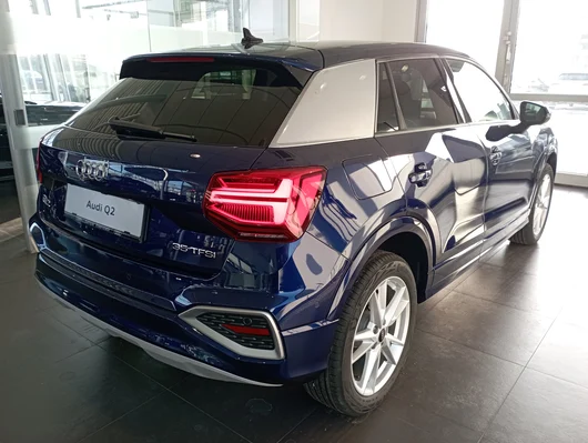 Bild eines Q2 35 TFSI admired