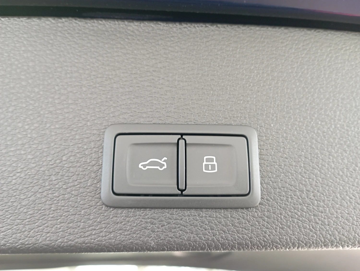 Bild eines Q2 35 TFSI admired