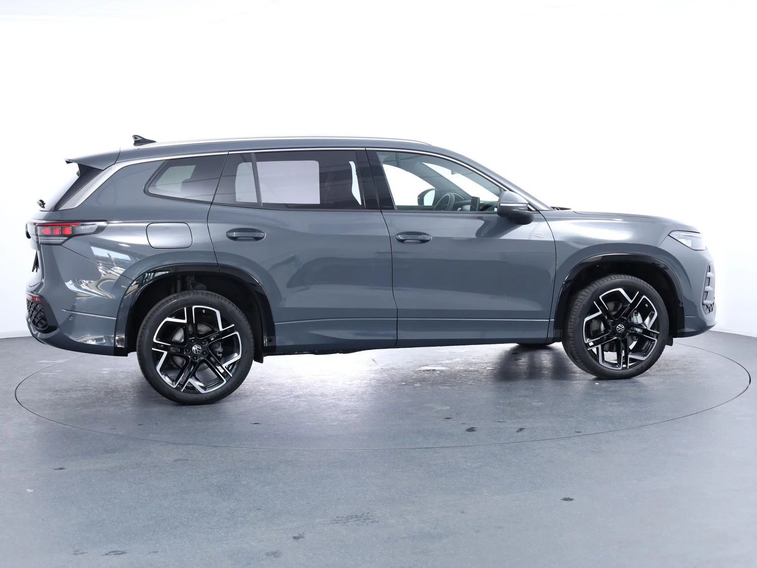 Bild eines Tayron Sport TDI 4MOTION DSG