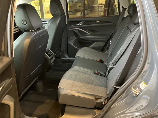 Bild eines VW Tayron Friends eHybrid DSG 150kW