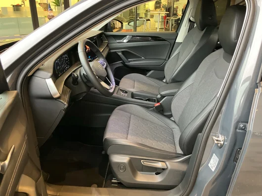 Bild eines VW Tayron Friends eHybrid DSG 150kW