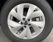 Thumbnail-Foto von Fahrzeug