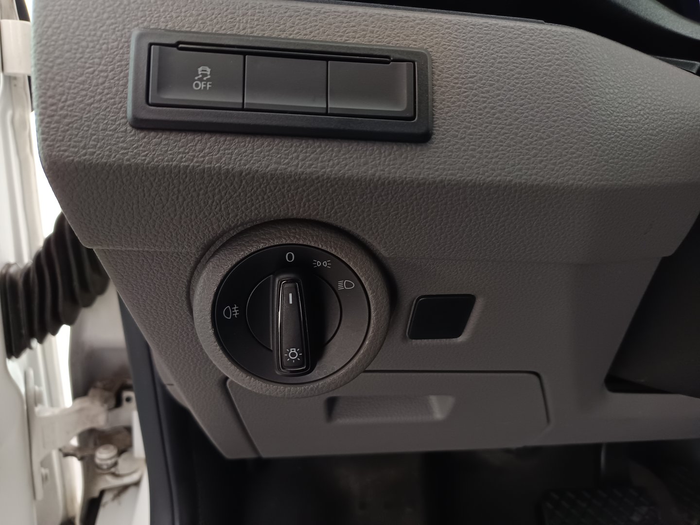 VW Transporter Kastenwagen Plus KR TDI | Bild 12 von 31