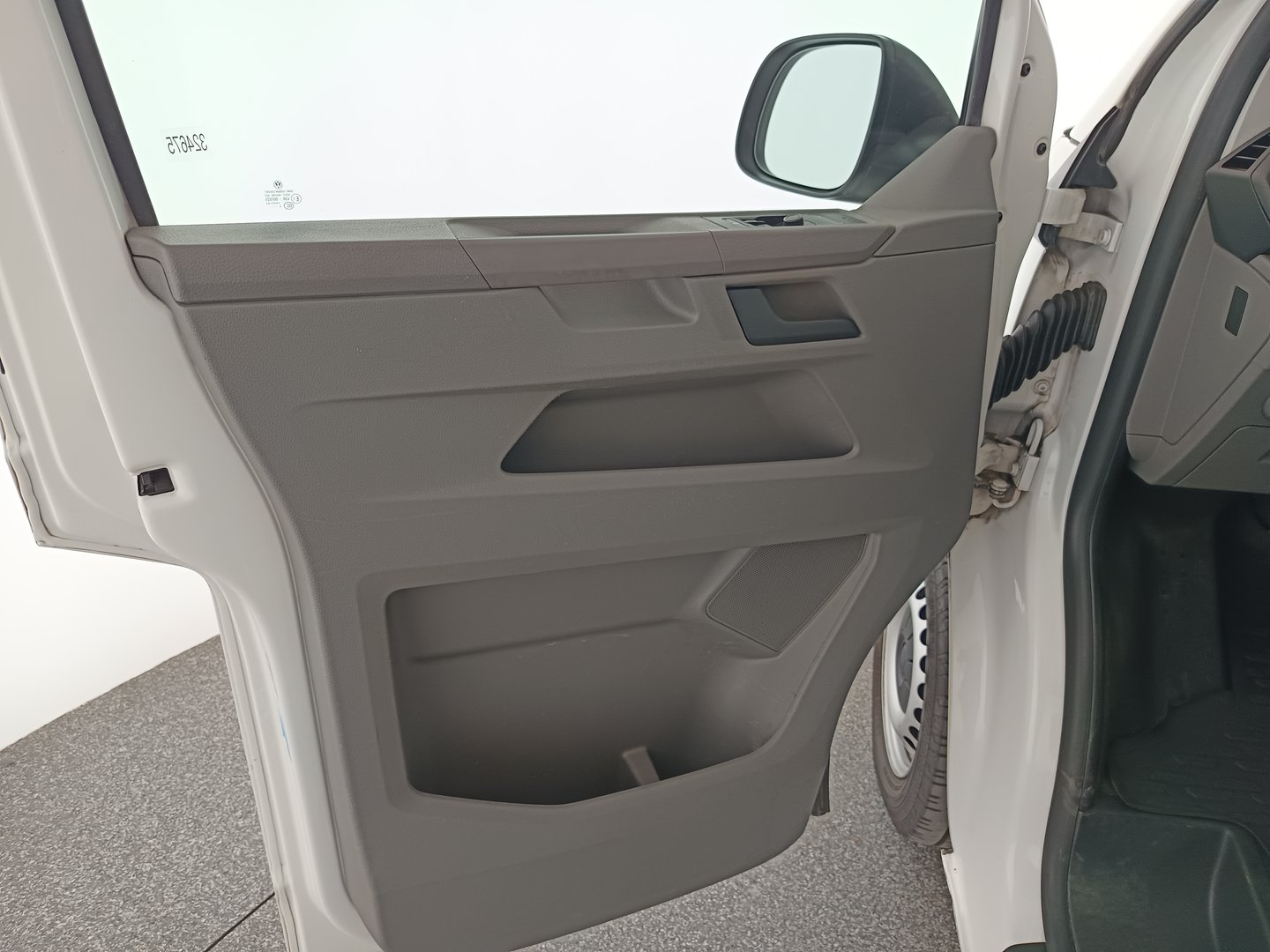 VW Transporter Kastenwagen Plus KR TDI | Bild 10 von 31