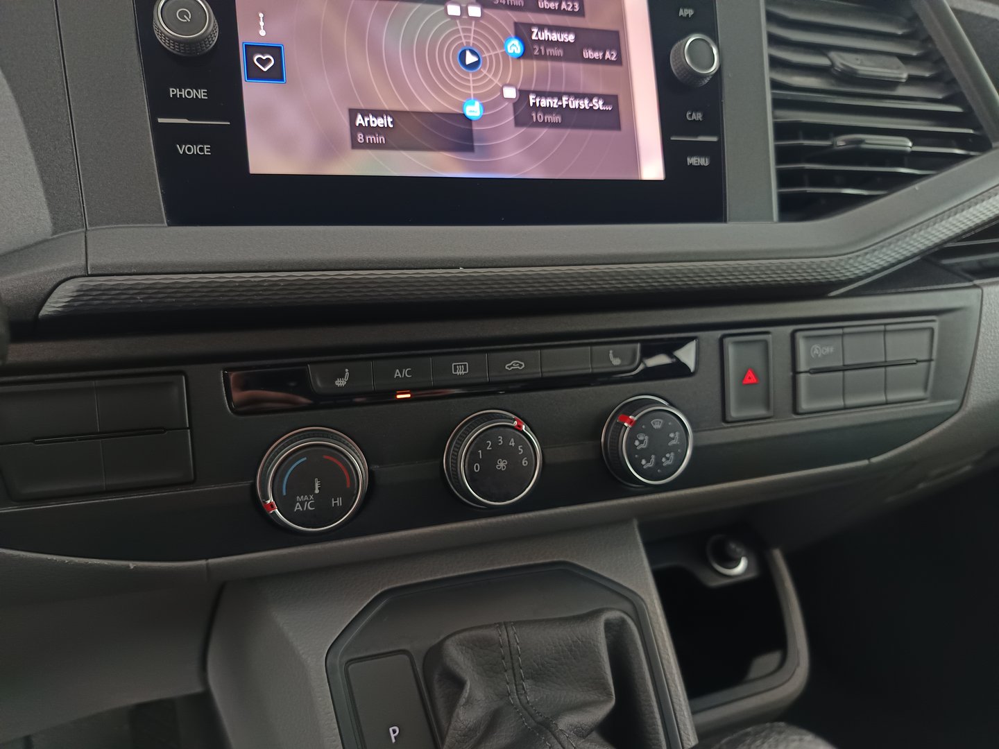 VW Transporter Kastenwagen Plus KR TDI | Bild 26 von 31