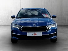 Škoda Octavia Combi Selection TSI mHEV DSG in Race-Blau Metallic
