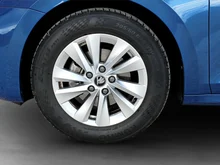 Škoda Octavia Combi Selection TSI mHEV DSG in Race-Blau Metallic