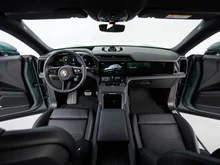 Porsche Cayenne S Coupé in mysticgrünmetallic