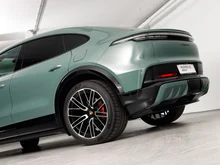Porsche Cayenne S Coupé in mysticgrünmetallic