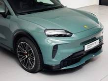 Porsche Cayenne S Coupé in mysticgrünmetallic