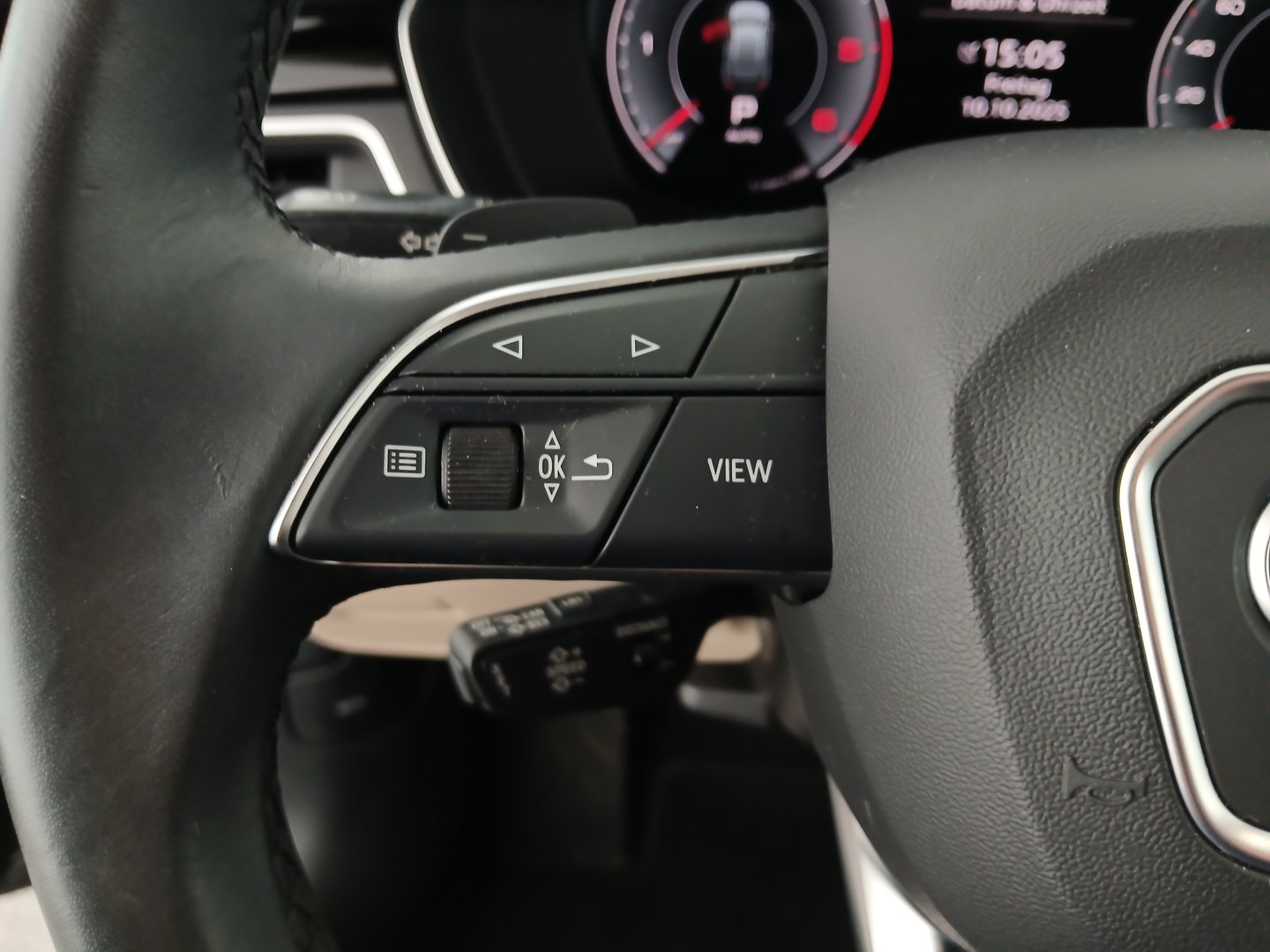 Audi A4 Avant 30 TDI advanced | Bild 15 von 32