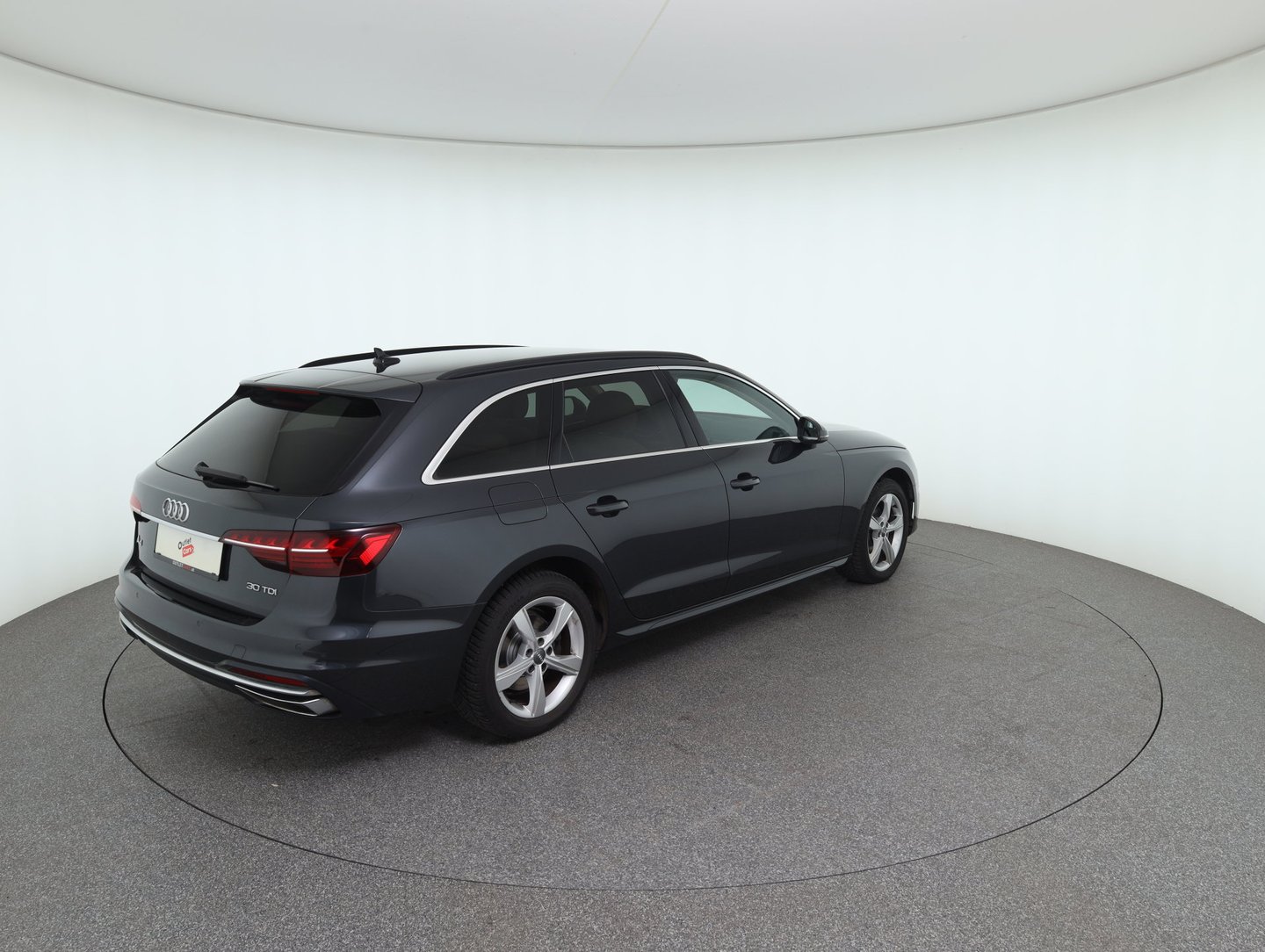 Audi A4 Avant 30 TDI advanced | Bild 5 von 32