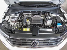 VW T-Roc Design TSI in Pure White