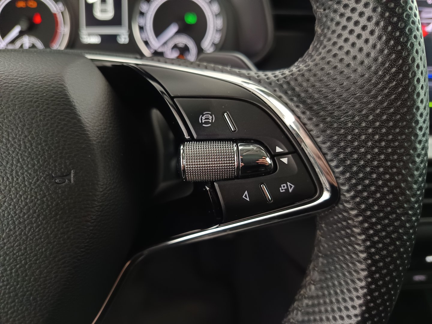 Škoda SCALA Ambition TSI DSG | Bild 17 von 31