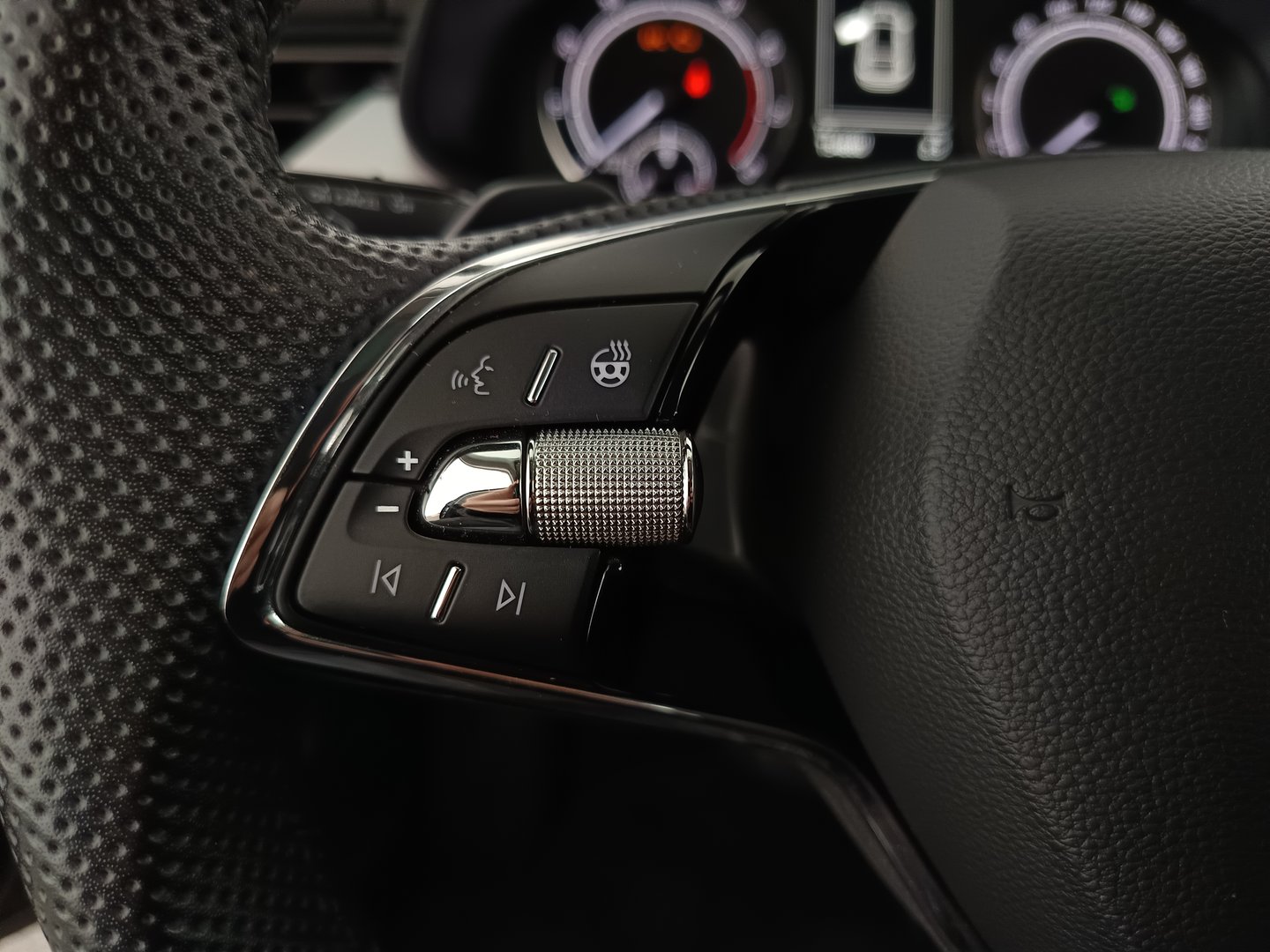 Škoda SCALA Ambition TSI DSG | Bild 16 von 31