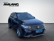 VW Tiguan R-Line 4Motion in DEEP BLACK PERLEFFEKT