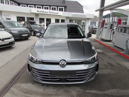 VW Passat Variant Business TDI 4MOTION DSG
