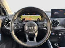 Audi Q2 30 TDI S line in Pfeilgrau Perleffekt