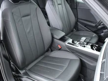 Audi A4 Avant 35 TFSI S line in 0E Mythosschwarz Metallic