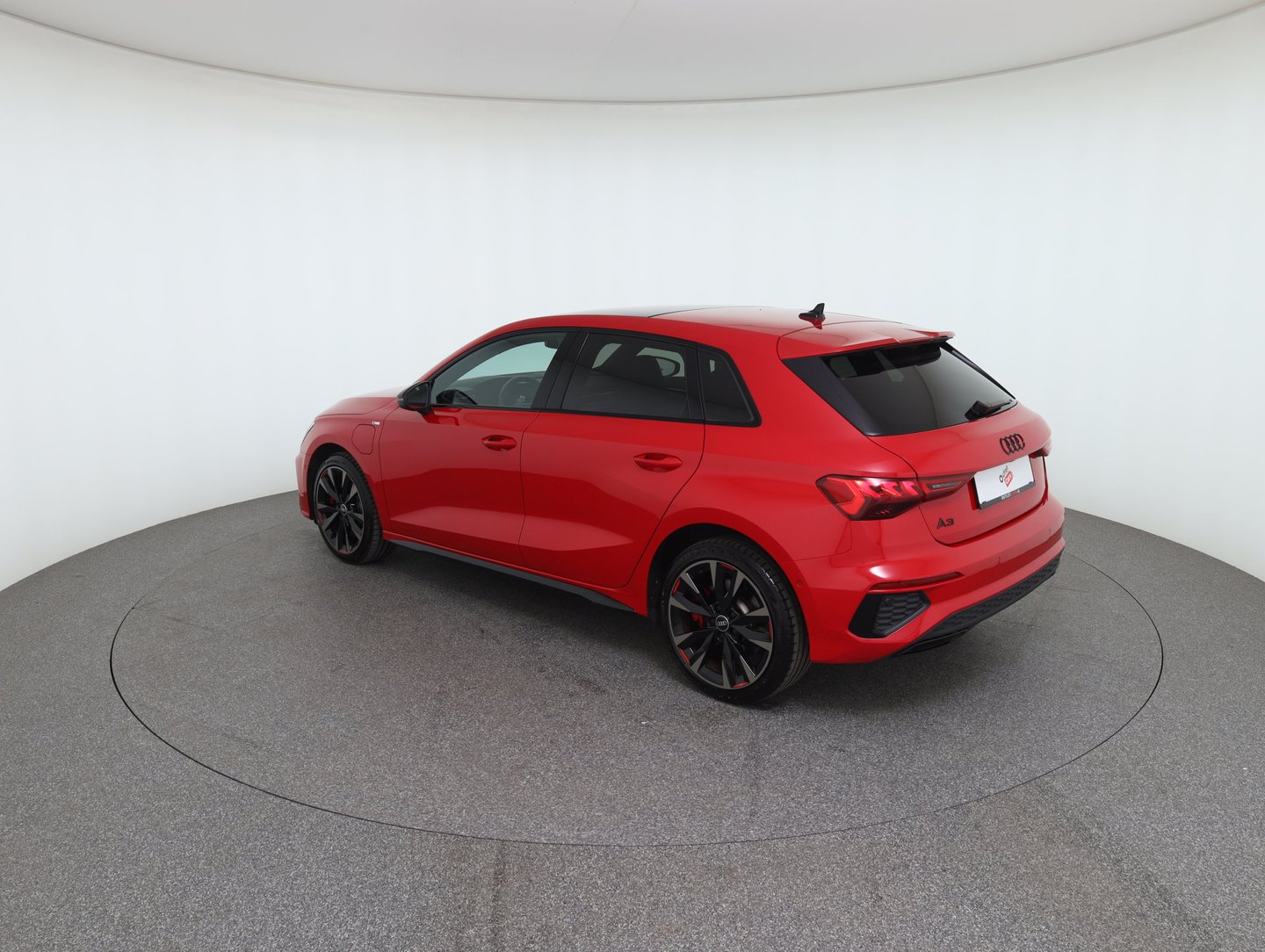 Audi A3 Sportback 45 TFSIe S line | Bild 7 von 40