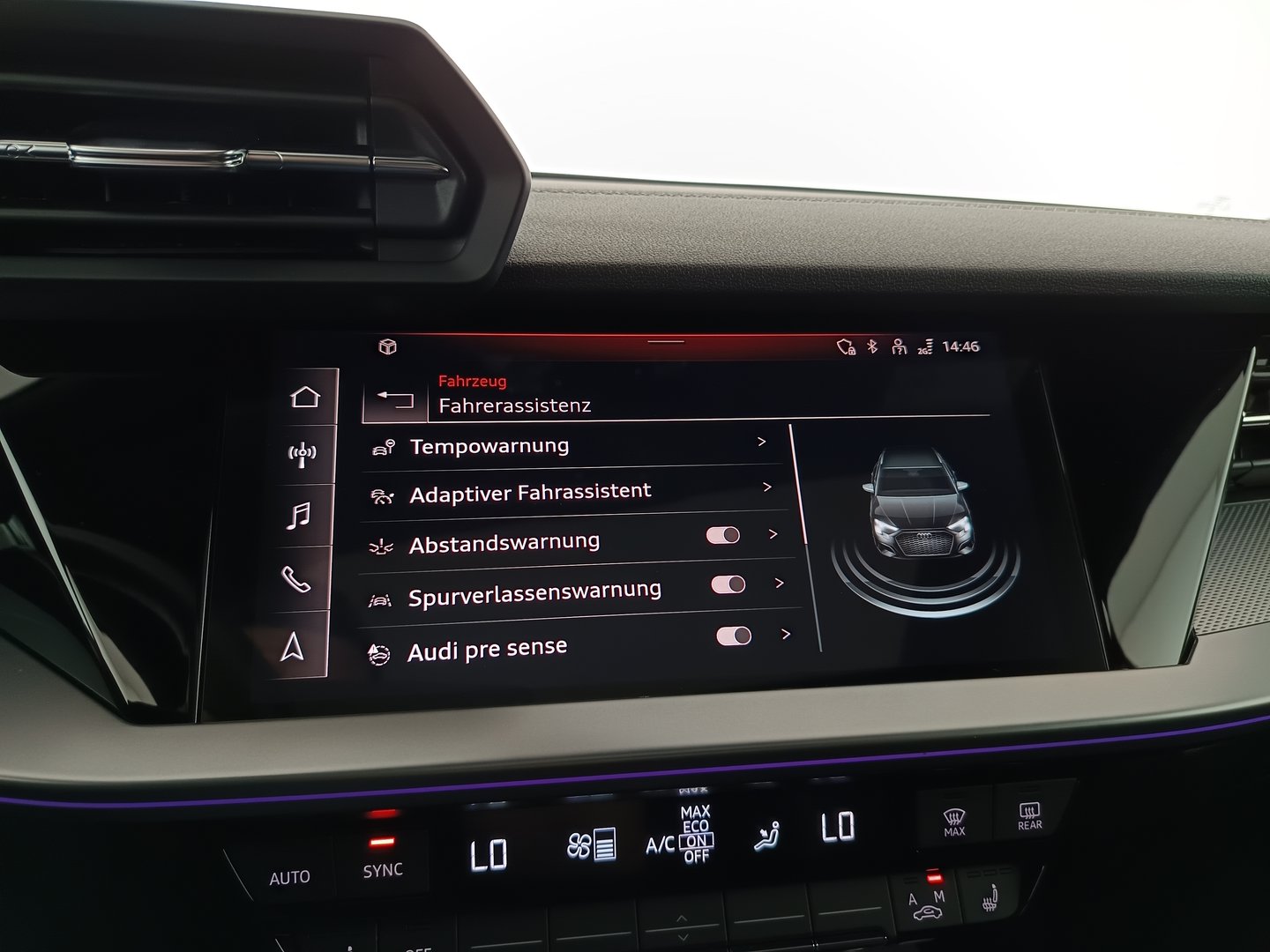 Audi A3 Sportback 45 TFSIe S line | Bild 21 von 40