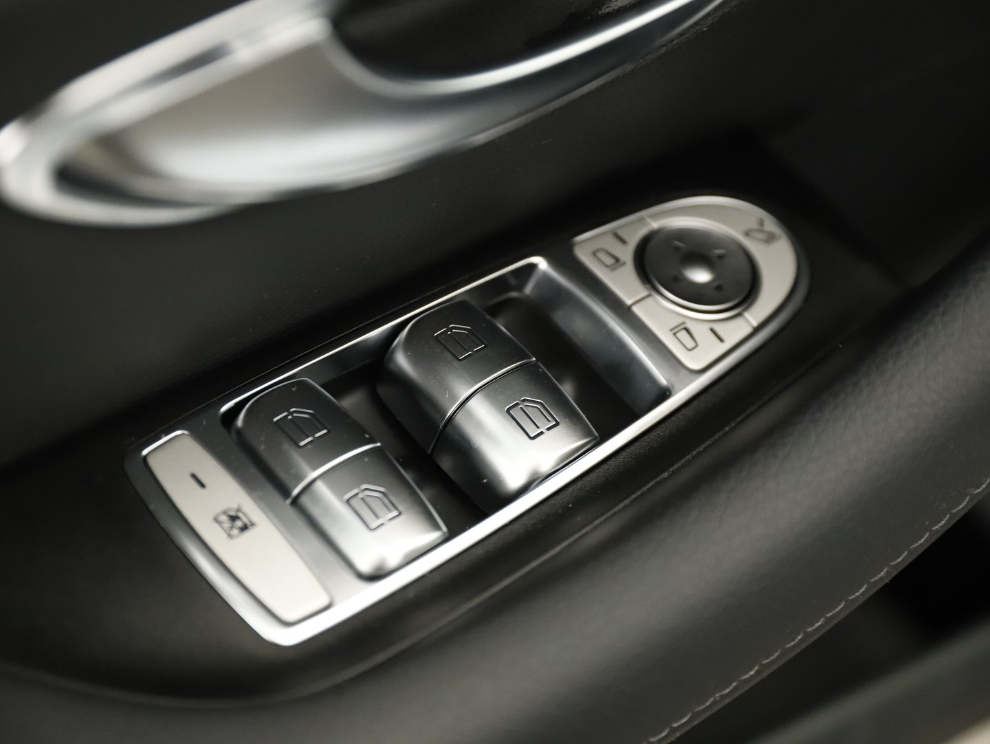 Mercedes E 300 de T Avantgarde Aut. | Bild 29 von 34