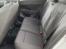 VW T-Roc Life eTSI DSG in Pure White Dach Black Uni