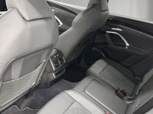 Audi Q5 SUV TDI quattro 150 kW in Mythosschwarz Metallic