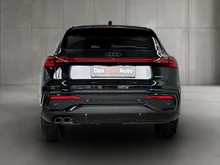 Audi Q5 SUV TDI quattro 150 kW in Mythosschwarz Metallic
