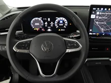 VW T-Roc Style eTSI DSG in Grenadillschwarz Metallic