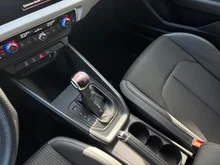 Audi A1 Sportback 25 TFSI intense in Mythosschwarz Metallic