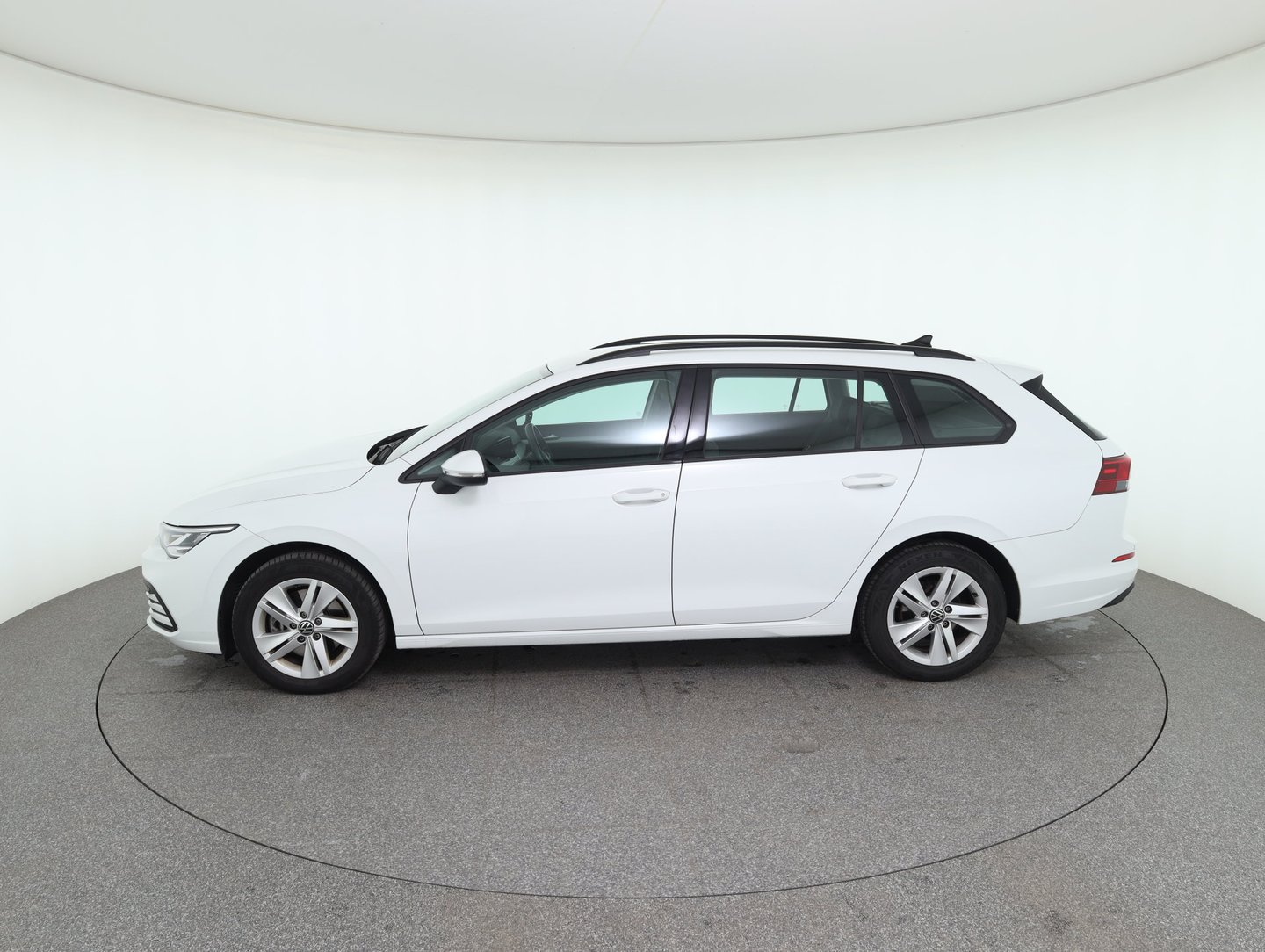 VW Golf Variant Life TDI DSG | Bild 8 von 27