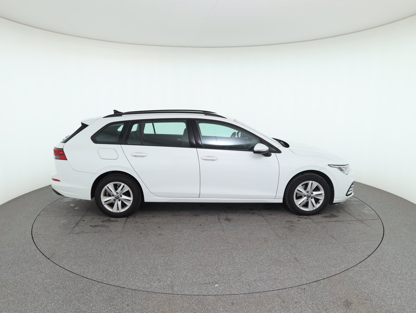 VW Golf Variant Life TDI DSG | Bild 4 von 27