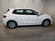 Škoda Fabia Essence in Alaska-Weiß