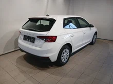 Škoda Fabia Essence in Alaska-Weiß