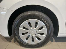 Škoda Fabia Essence in Alaska-Weiß
