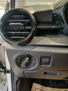 Škoda Fabia Essence in Alaska-Weiß