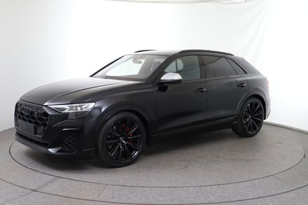 Audi SQ8 TFSI quattro