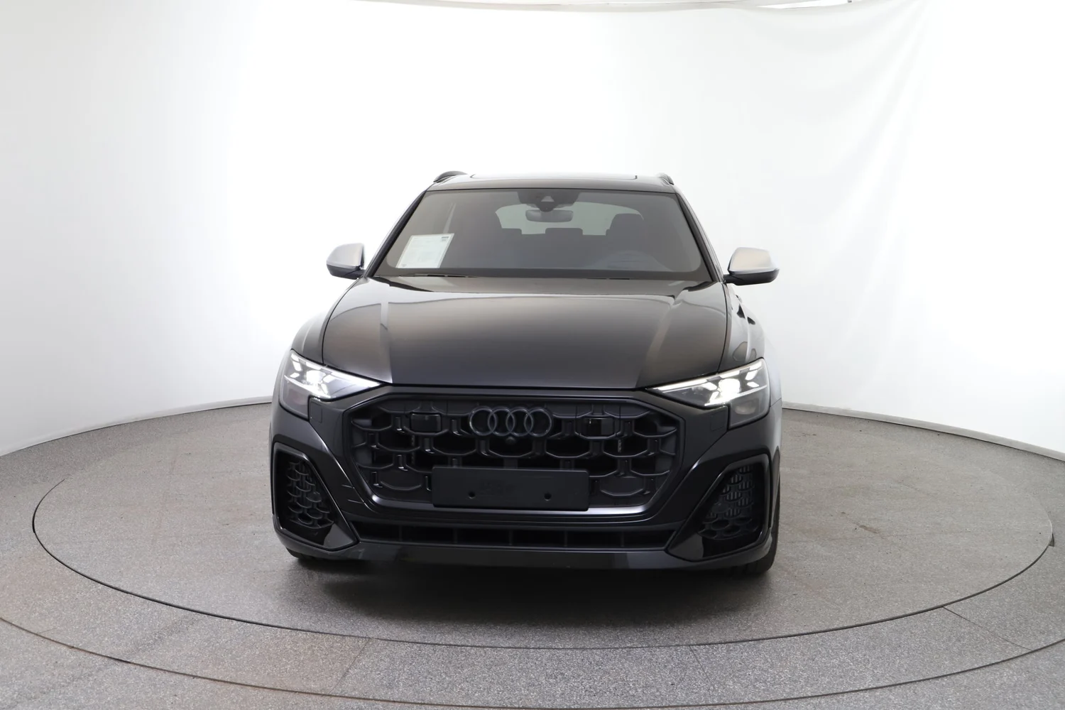 Bild eines Audi SQ8 TFSI quattro