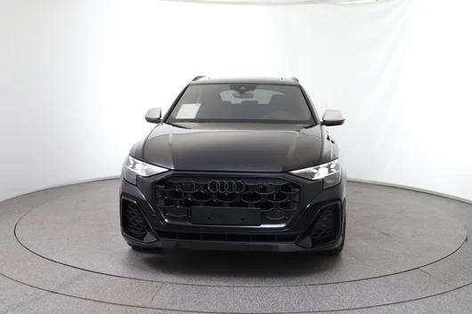 Bild eines Audi SQ8 TFSI quattro