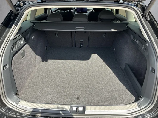Bild eines Škoda Superb Combi Selection iV TSI DSG