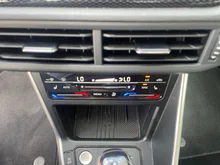 VW Taigo Friends TSI DSG in Kings Red Metallic