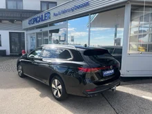 VW Passat Variant Business TDI DSG in Grenadillschwarz Metallic
