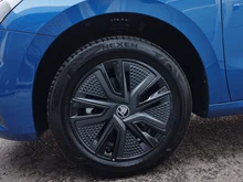 Škoda Fabia Selection TSI DSG in Race-Blau Metallic