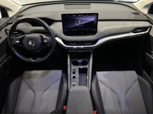 Škoda Enyaq 80 in Black-Magic Perleffekt
