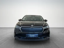 Škoda Enyaq 80 in Black-Magic Perleffekt