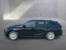 Škoda Octavia Combi Selection TSI mHEV DSG in Black-Magic Perleffekt