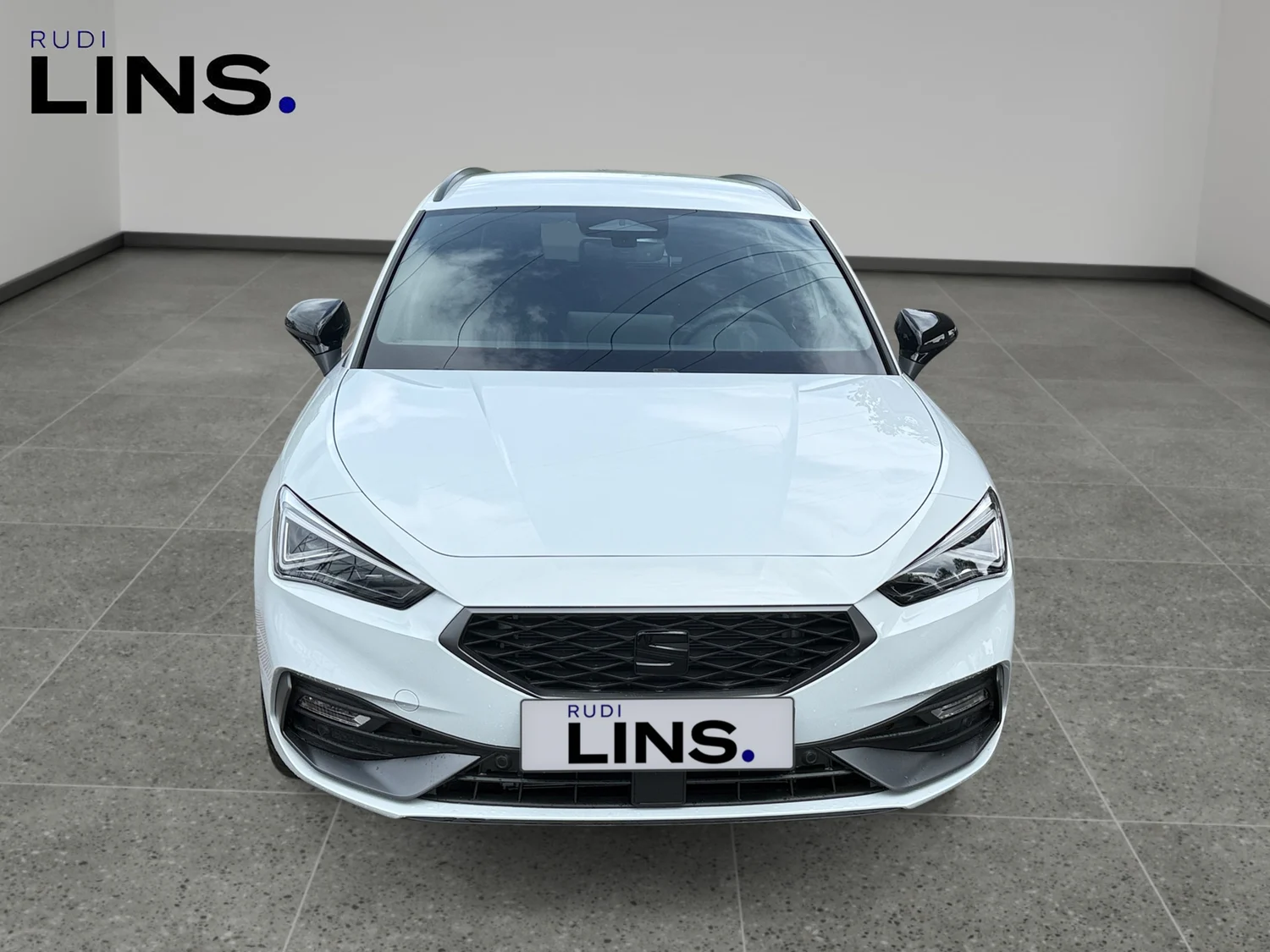 Bild eines SEAT Leon SP Kombi FR e-HYBRID 150/204 DSG