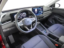 VW T-Roc Life eTSI DSG in Flame Red Dach Black Uni